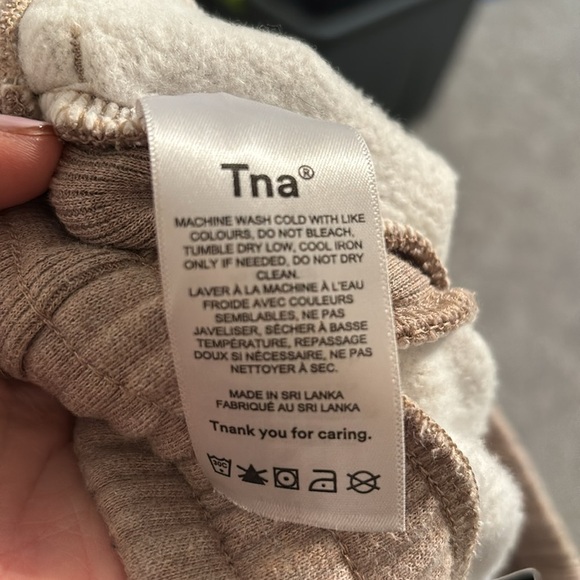 TNA Boyfriend Fit Cozy Fleece Cotton Blend Sweatpant - Picture 8 of 10